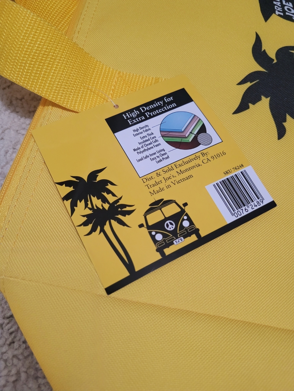 NWT - Trader Joe's Yellow Large Reusable Insulated Bag - Picture 3 of 5